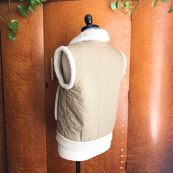 SHERPA LINED 70’s Vintage Khaki Tan Quilted Vest M - Picture 8 of 10